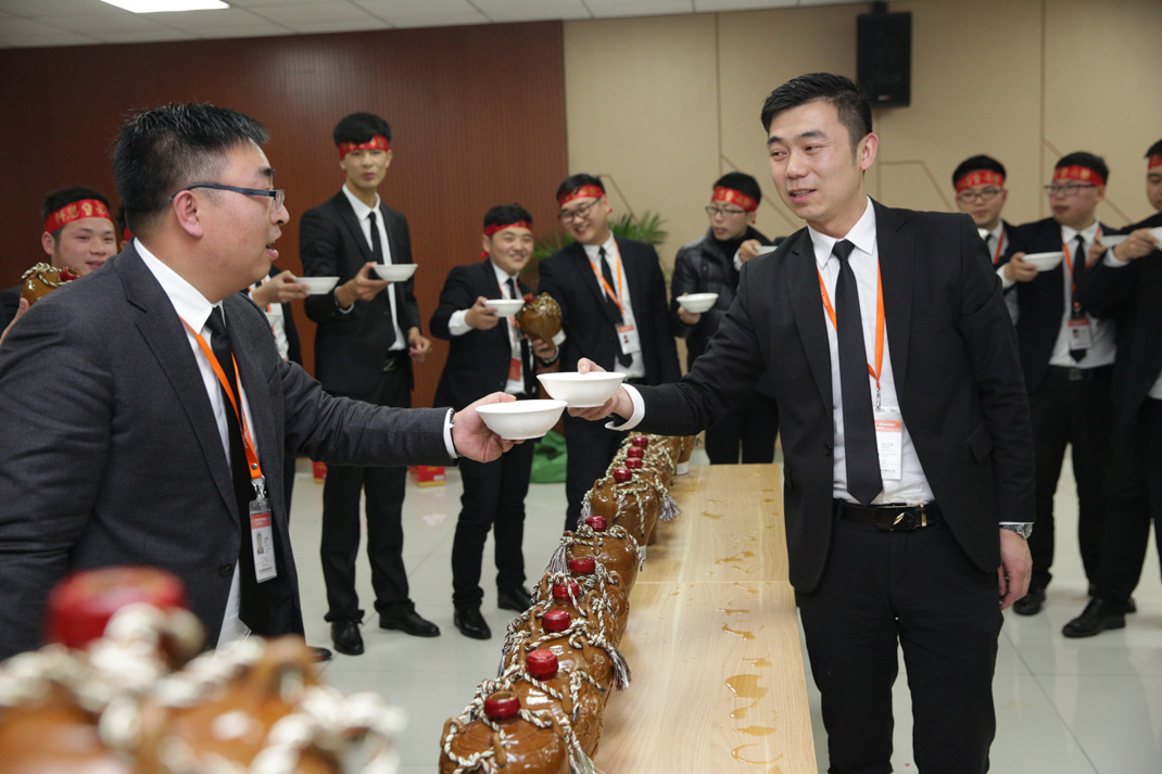 八年磨礪，劍指17——科恩電器2017年誓師大會隆重舉行