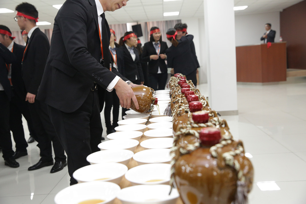 八年磨礪，劍指17——科恩電器2017年誓師大會隆重舉行